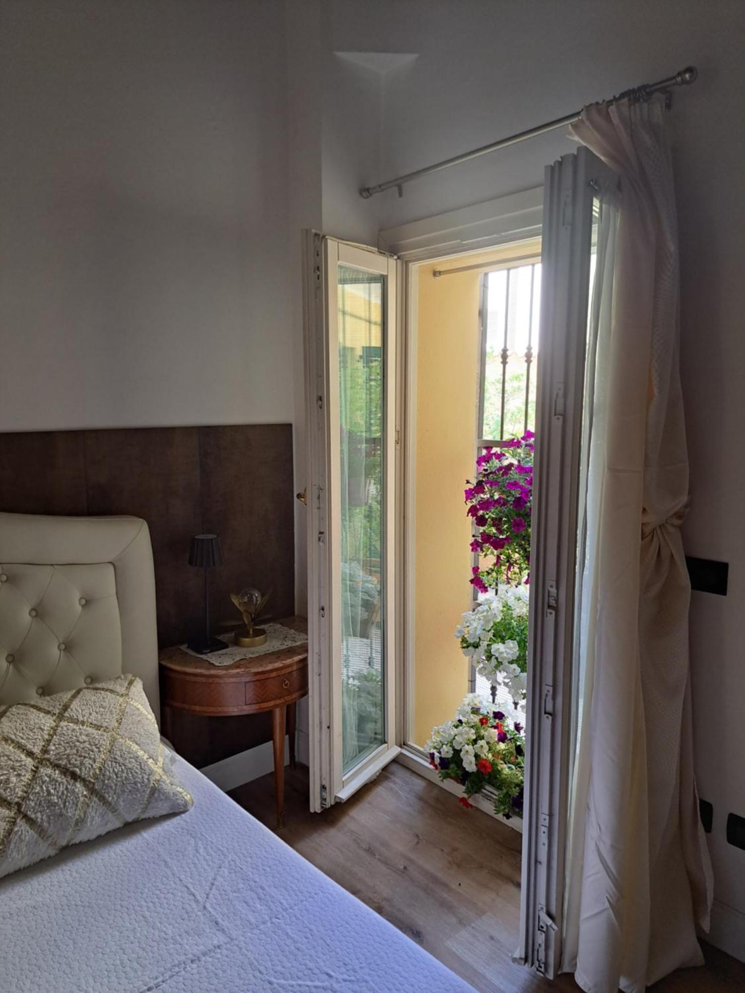 Centro Storico, Centralissimo Luxury Smeraldo Suite Doccia Idromassaggio ,Paniere Gratuito Con Piccola Colazione Ravenna Ruang foto